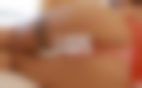 他是对我跪舔还是真的喜欢我？