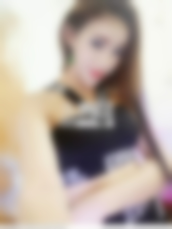 老公和他母亲相处亲密 吵架后我想离婚