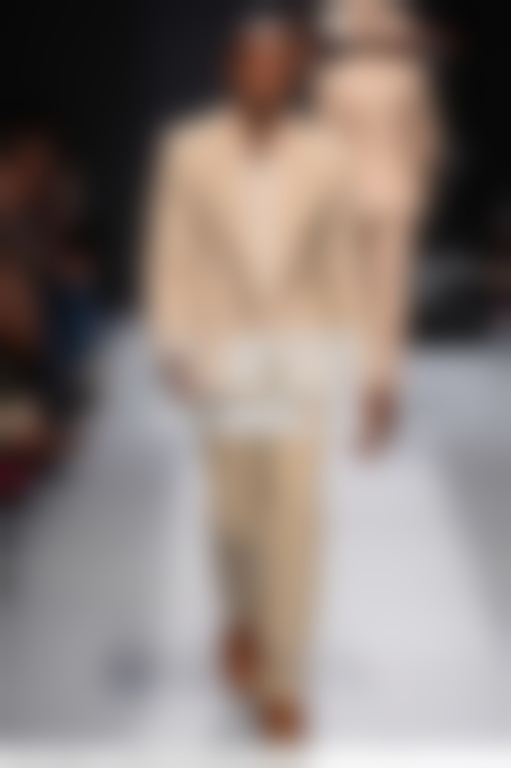 不要再做作了 其实男人都在乎女人8个第一次