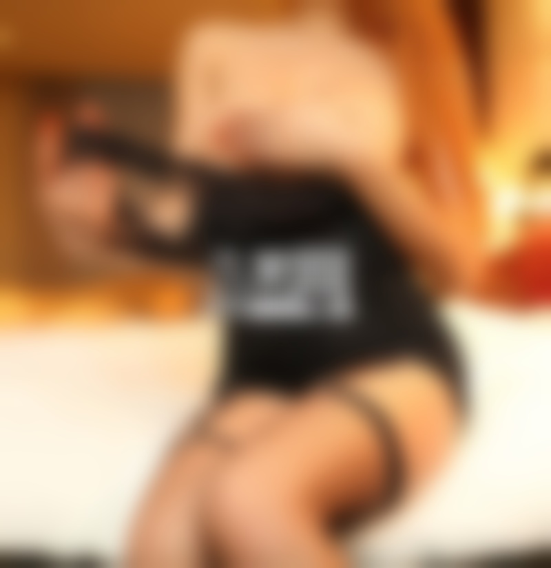 第一次接吻后觉得尴尬,怎么缓解?