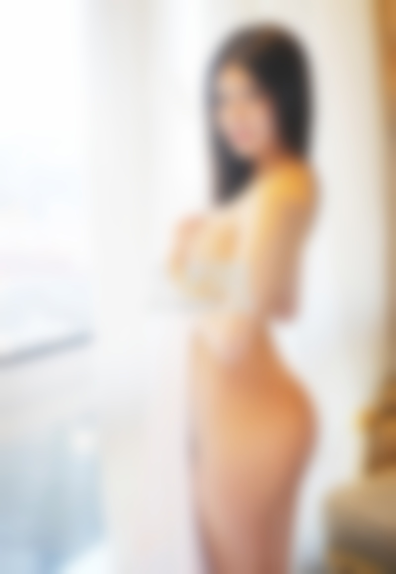 异地恋男友暧昧对象太多，我是否该挽回