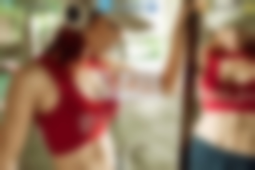 物质价值和情绪价值女人该选哪一项?