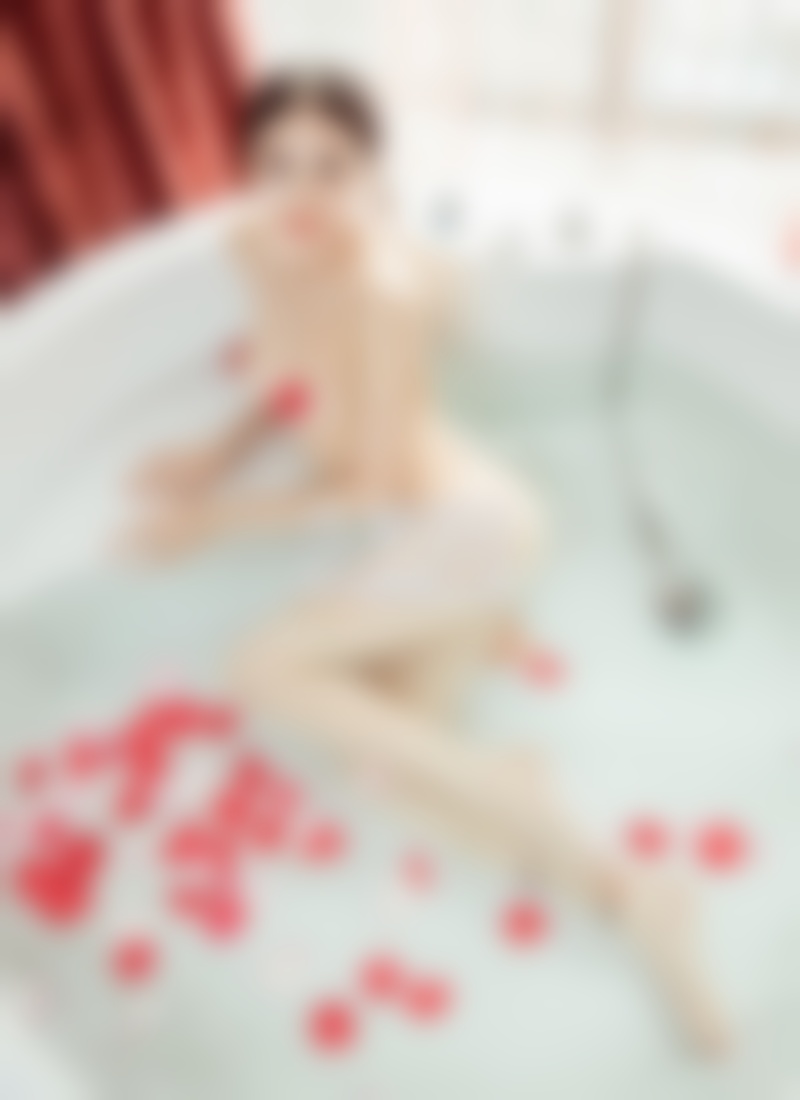 父母嫌弃男友家里穷不同意 我该不该嫁