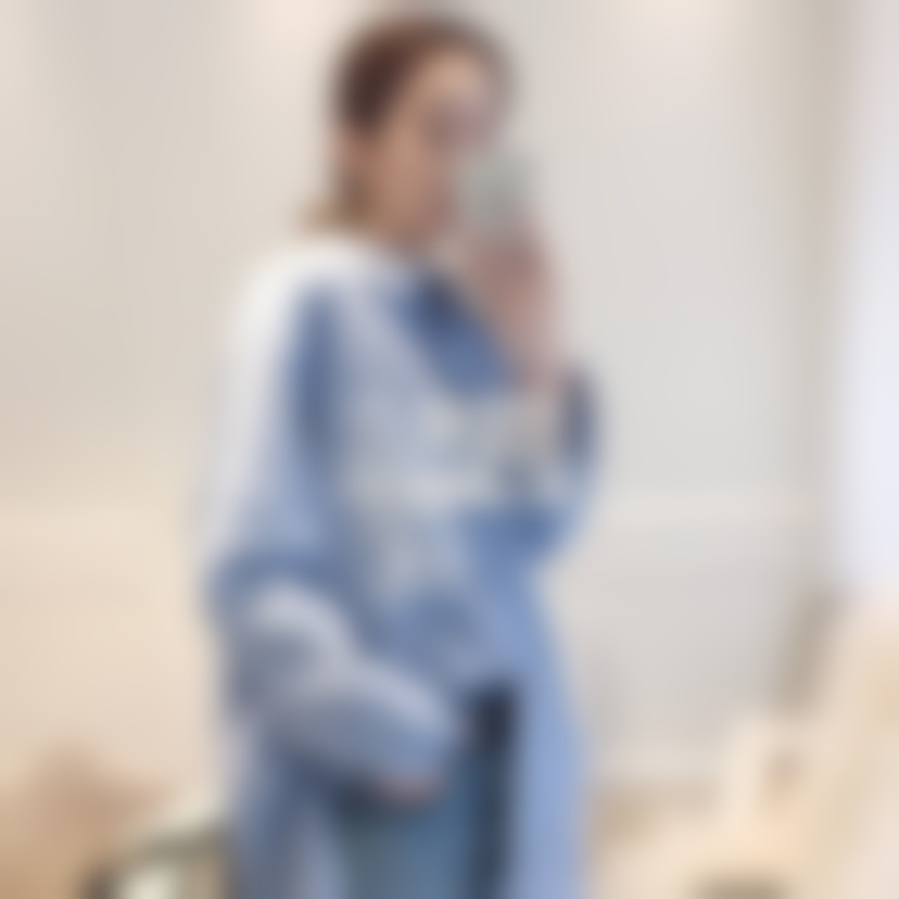 当一个女生向你借钱时应该这样解决