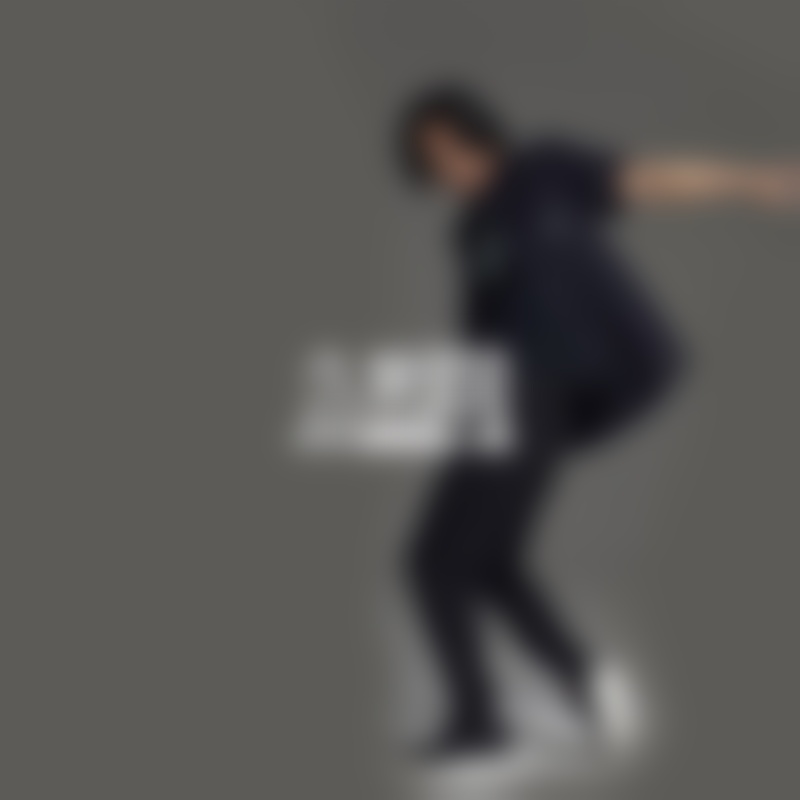 男友总是偷看别的女生,我该怎么办呢?